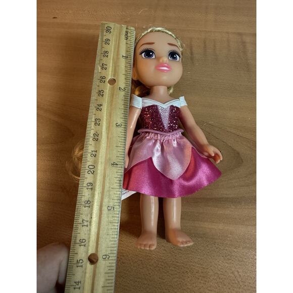 Disney Princess Petite 6” Aurora Doll Jakks Pacific Sleeping Beauty Mini - Picture 9 of 9